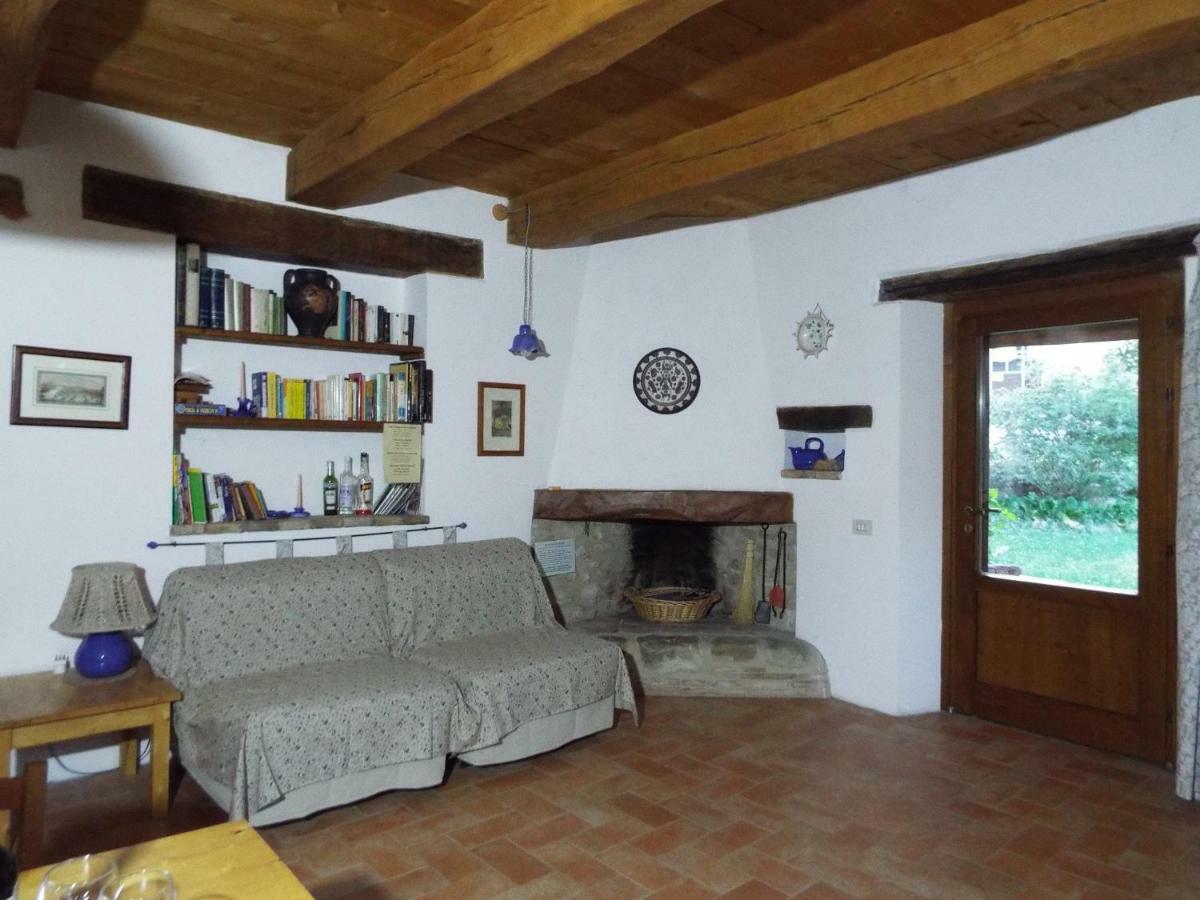 Agriturismo Frallarenza Ficulle Kültér fotó